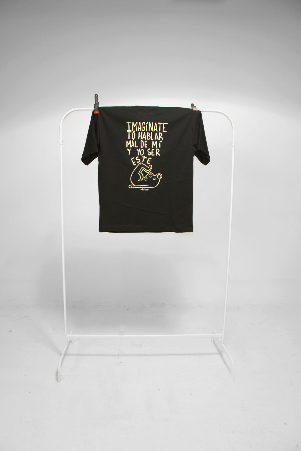 Camiseta Oversized Negra imagínate tú hablar mal de mi por detrás